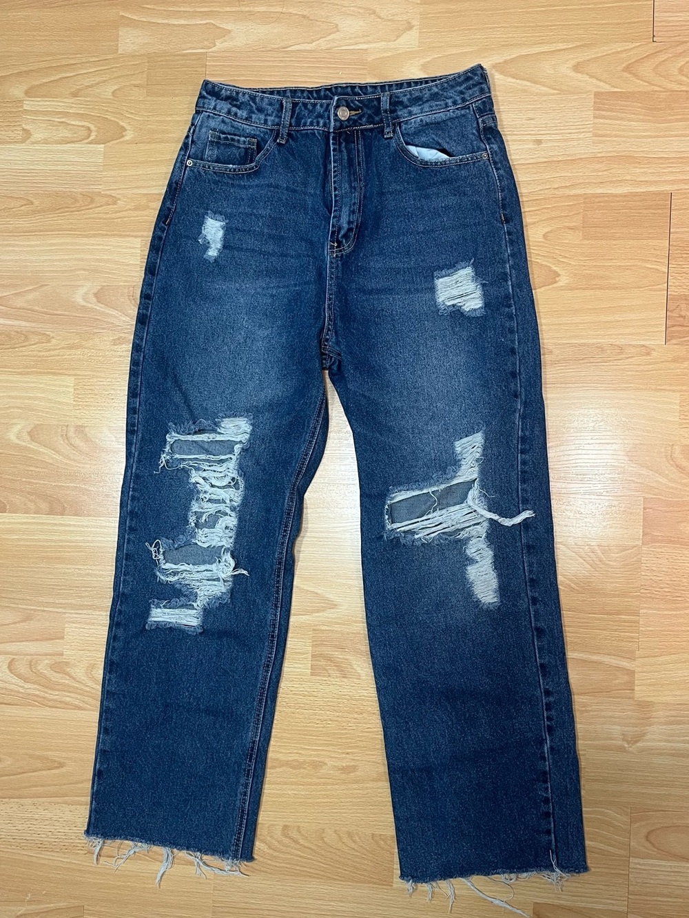 SHEIN Dark Blue Distressed Straight-Leg Women's Jeans